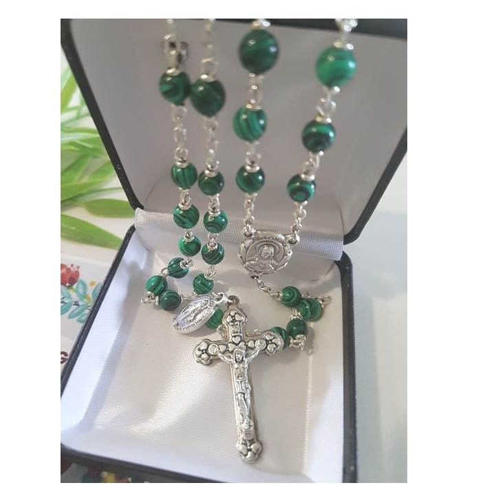 Genuine Malachite Rosary/Malachite Rosary with Jesus and Mary Medals/ Italian Gemstone Malachite Prayer Beads/Gemstone Catholic Rosary