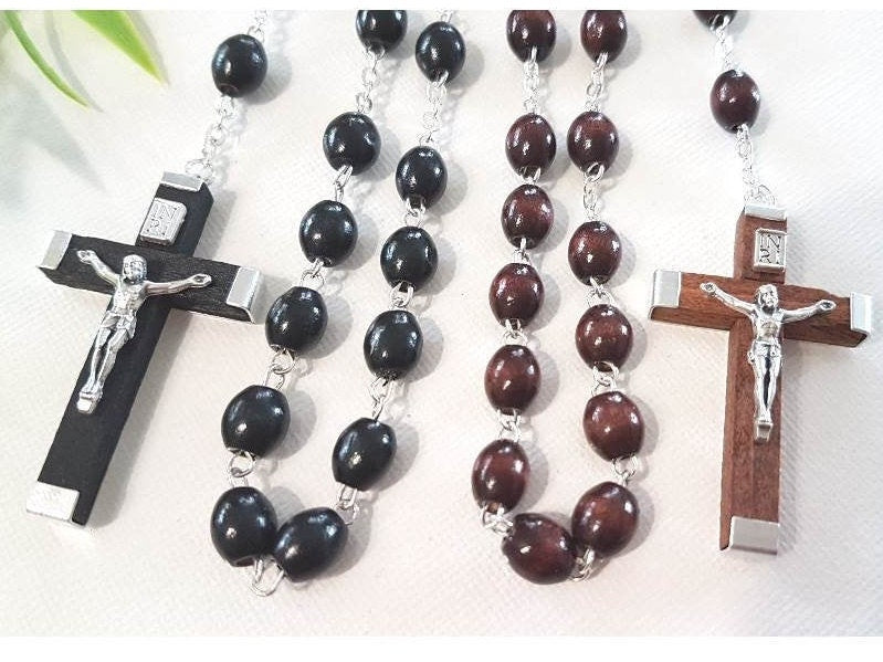 Wood Rosary with Patron Saint,Men's Rosary, Black or Brown Oval Beads Wood Rosary, Boys Communion and Confirmation Gift, Choose Saint Medal