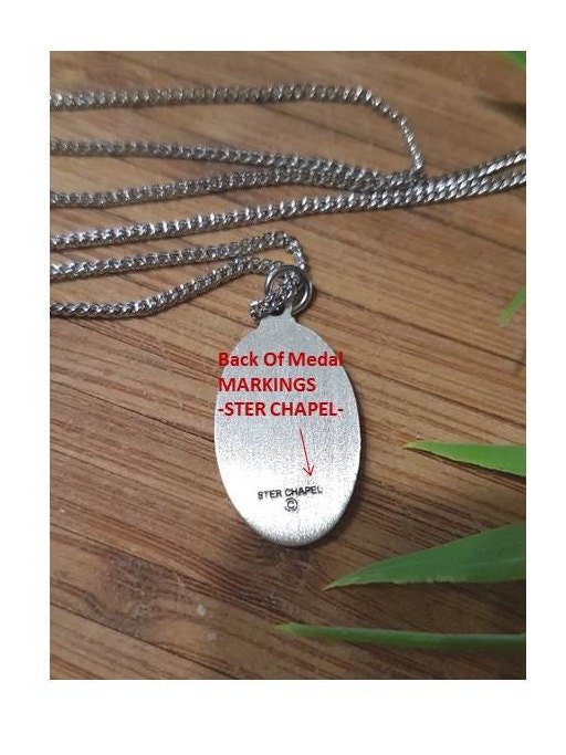 St Anthony Sterling Silver Pendant,Sterling Oval Saint Anthony of Padua Medal, Men and Ladies Catholic Medal,Fathers Day Gift,