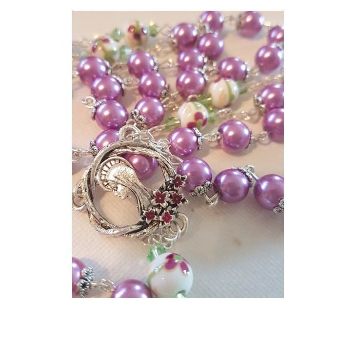 Purple Pearl Rosary,Ceramic Floral Beads Rosary,Deluxe Centrepiece and Crucifix Prayer Beads,Mothers Day Rosary,Madonna with Flowers