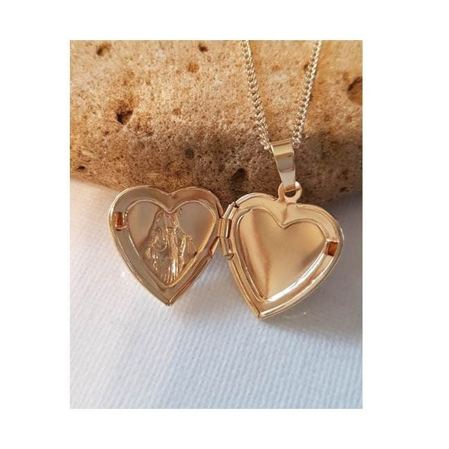 Miraculous Medal Locket,18K Gold Filled Heart Locket,Gold Heart Pendant with Virgin Mary,Photo Locket Heart Necklace,Gold Blessed Mother