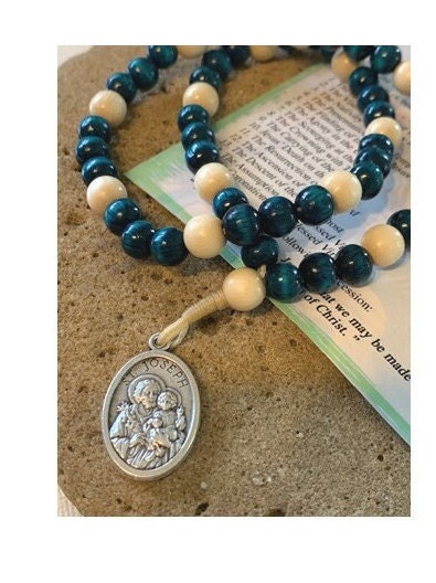 St Joseph Chaplet, Saint Joseph Rosary Chaplet, How to Read the Chaplet, Holy Family Medal, Wooden Beads Chaplet, Gift for Husband