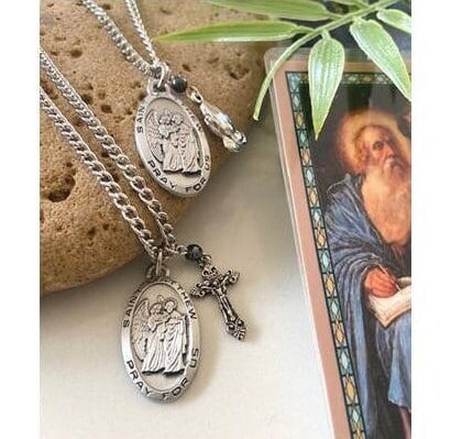 St Matthew Saint Medal, Patron Saint Medal for Boys, Confirmation Gifts, Saint for Bank Workers and Accountants, The twelve Apostle,