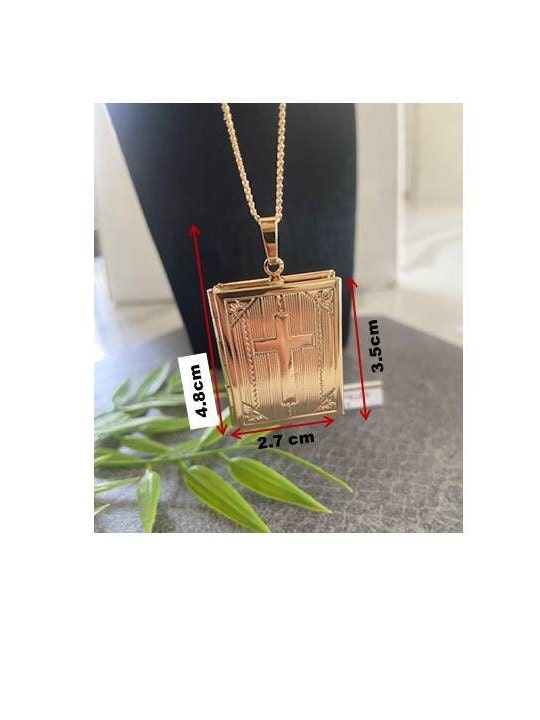 Heavy Gold Filled Locket Necklace, Bible Locket Medal, 18Kt Photo Charm Locket Pendant, 18Kt Gold Filled Locket Jewelry, Photo Keepsakes