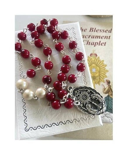 The Blessed Sacrament Chaplet, First Communion Gifts, Communion Prayers, Chaplet with Prayer card, Holy Eucharist Prayer, Sacraments Gifts