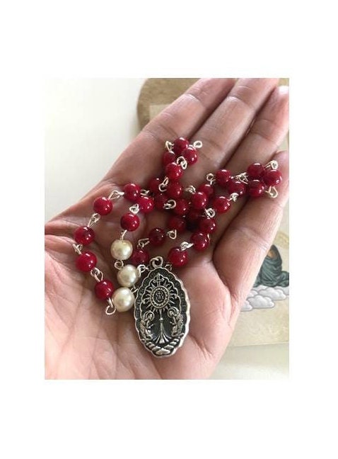 The Blessed Sacrament Chaplet, First Communion Gifts, Communion Prayers, Chaplet with Prayer card, Holy Eucharist Prayer, Sacraments Gifts