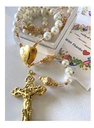 Locket Rosary, Photo Locket Gold Plated Pearl Rosary,Strong Wire Strung Picture Locket Prayer Beads, Mothers Rosary,Memorial Prayer Rosary