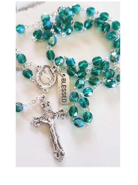 Emerald Birthstone Rosary/May Birthstone Rosary In Green Emerald with Birthstone Attributes Tag & How to Pray the Rosary Booklet Set
