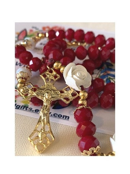 Divine Mercy Rosary, Garnet Rosary with Divine Mercy, Handcrafted Red Glass Rosary with Jesus, Gold Crucifix Jesus Medal, Gold Prayer Beads